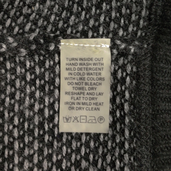 Barrow & Grove, size S gray cashmere hoodie - Picture 7 of 8